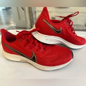 Women’s Nike Zoom sneakers